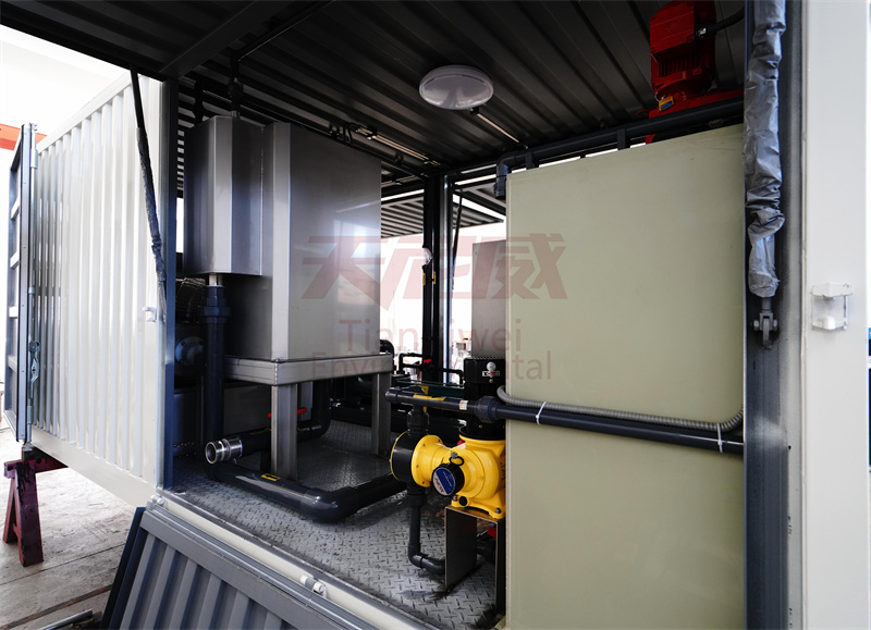 化糞池清理 化糞池清淤 污泥清理車 移動(dòng)式污泥脫水車